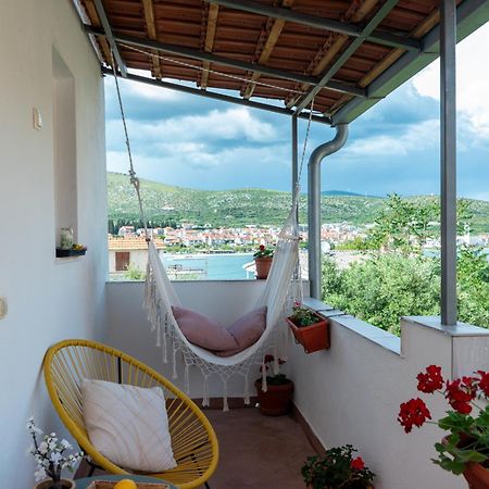 Studio Apartment Coce Trogir Exteriör bild