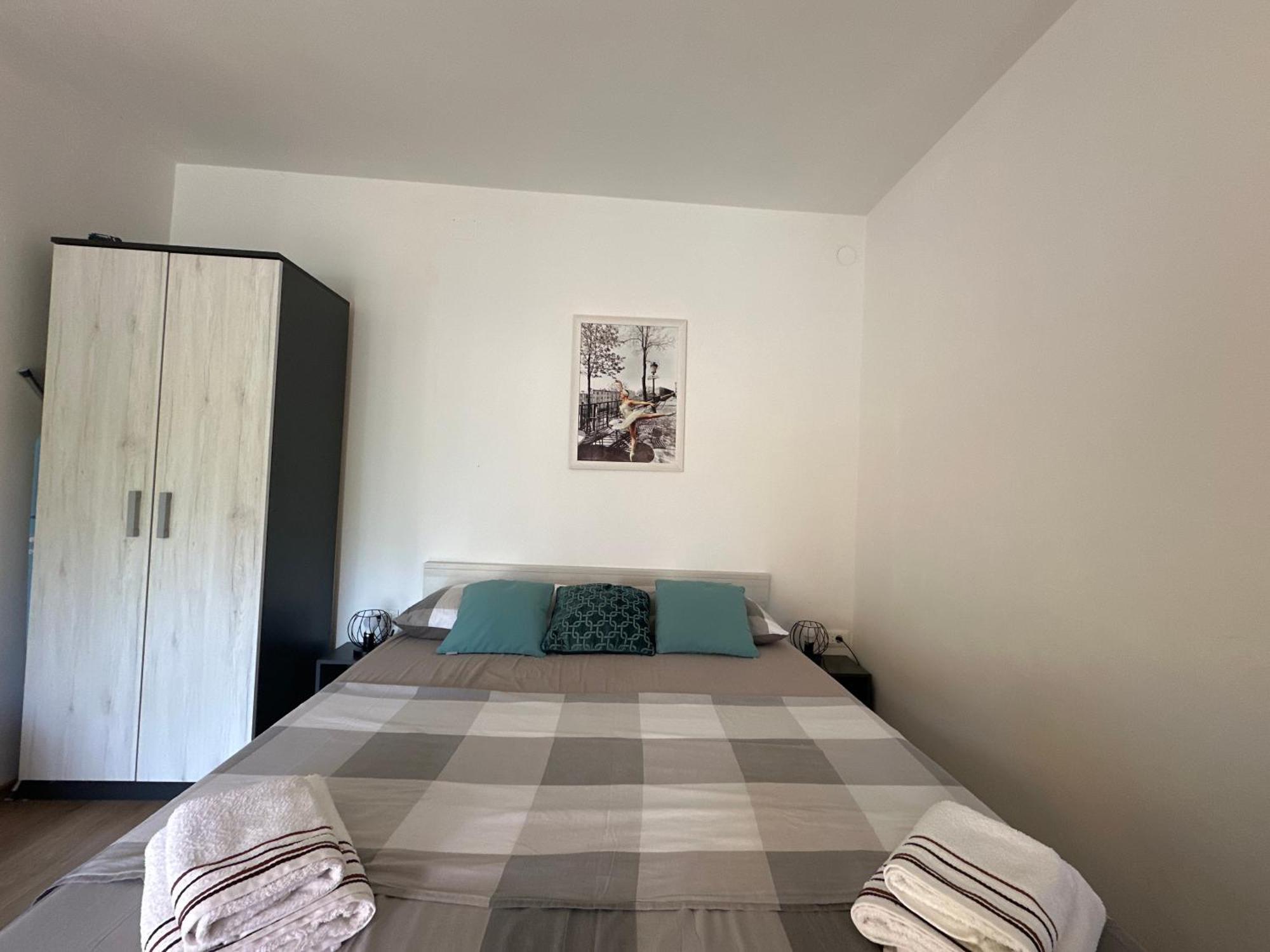 Studio Apartment Coce Trogir Exteriör bild