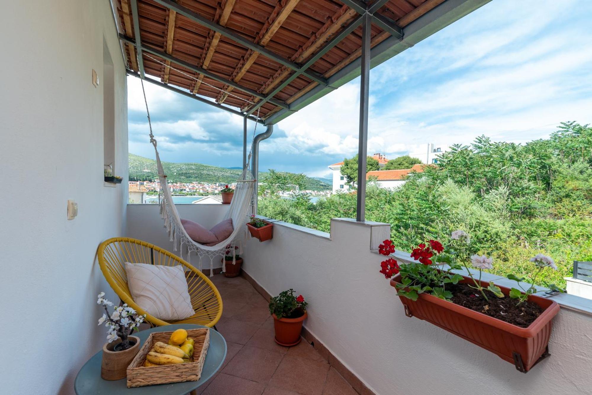 Studio Apartment Coce Trogir Exteriör bild