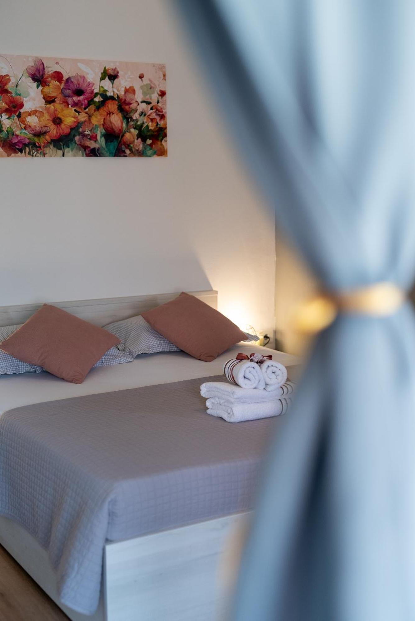 Studio Apartment Coce Trogir Exteriör bild