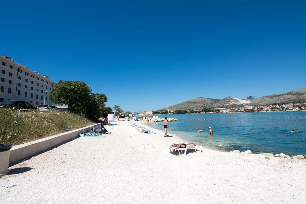 Studio Apartment Coce Trogir Exteriör bild